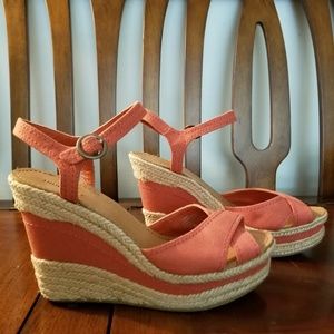 ⭐ Thoughtfull 1 Nine West Wedge Sandals